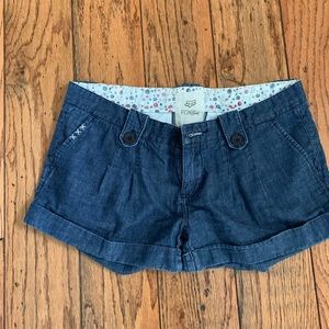 Fix jean shorts like new.